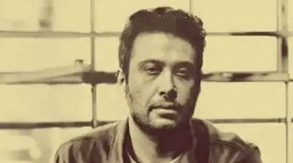 دانلود آهنگ با تو باشم غم چیه محسن چاوشی  /  دوست دارم نگات کنم تا که بی حال بشم تو ازم دل ببری منم اغفال بشم + متن کامل