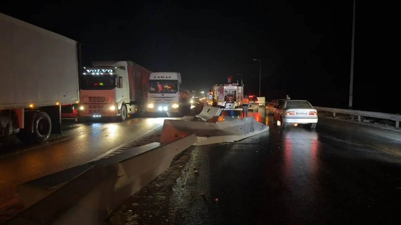 5 کشته و مصدوم واژگونی خودرو / در میاندوآب رخ داد