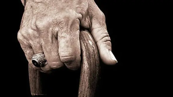 احمد مرد اراکی فرزندانش را یتیم کرد / جان بخشی در آخرین ثانیه های عمر