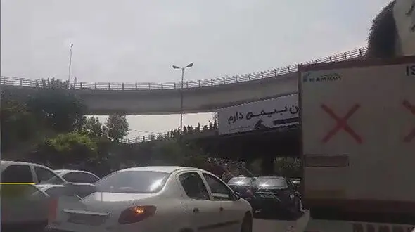 ماجرای خودکشی یک تهرانی روی پل همت به خیر گذشت / ظهر امروز رخ داد +عکس