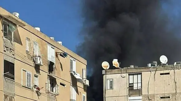 فیلم/ اصابت موشک های ایرانی به قلب تل آویو