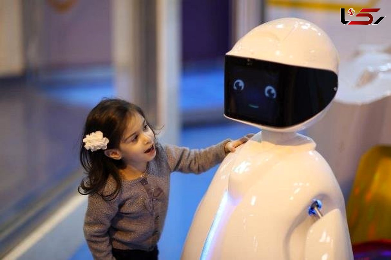 دوستی کودکان با ربات ها/همبازی های الکتریکی