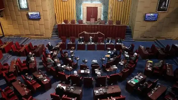 چگونه علم الهدی با فتوا درباره CFT برای هفت سال کشور را معطل کرد؟