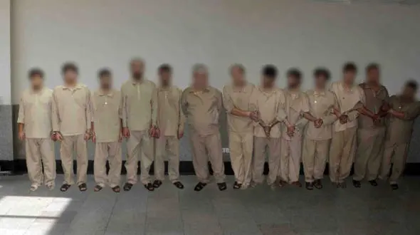 این 13 مردخطرناک در شمال تهران وحشت آفرینی می کردند! / آنها به سمت پلیس هم شلیک کردند ! + عکس