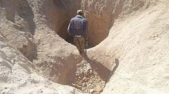 کشف گور دسته جمعی نزدیک کوه های حمرین