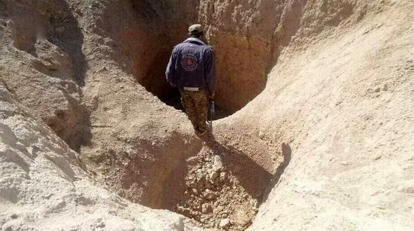 کشف گور دسته جمعی نزدیک کوه های حمرین