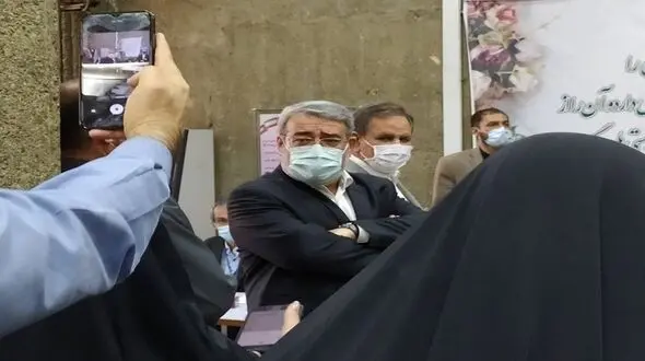 وزیر کشور از روند برگزاری انتخابات 1400 بازدید کرد / رحمانی فضلی: هیچ مشکلی نداشتیم + فیلم