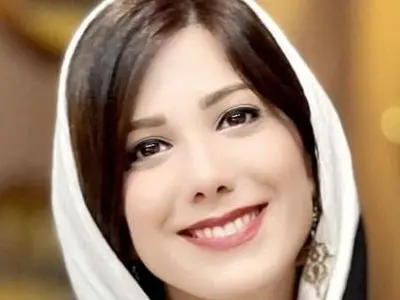 فیلم/ شعرخوانی دلنشین و احساسی باران نیکراه از فهیم عطار/ من غلامِ خوشی‌های کوچک و کوتاه هستم ...