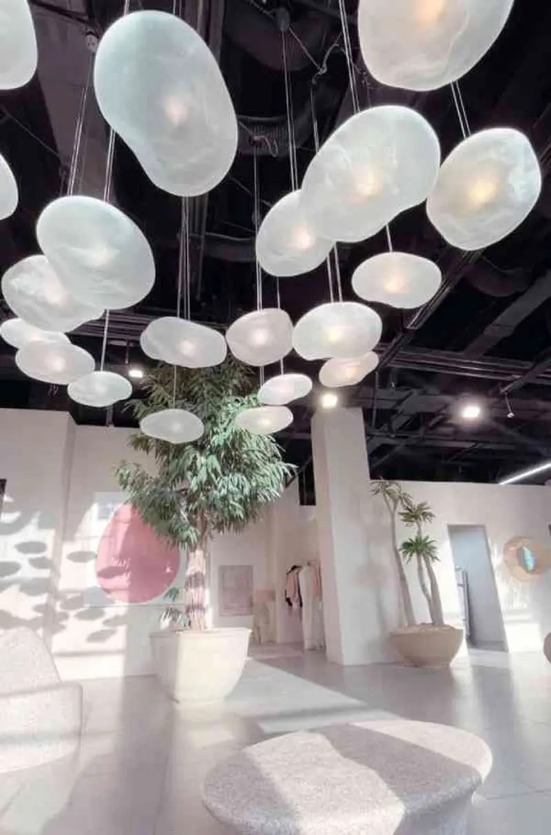 طراح دکوراسیون سالن آرایش ساره بیات