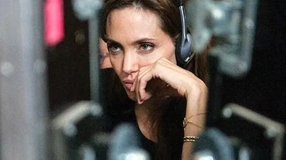 آنجلینا جولی از فیلم «حوا، مریم، عایشه» حمایت کرد