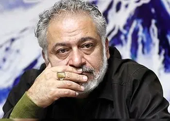 نگاهی به خانه و زندگی مجید مشیری و همسرش در خانه شان از جنس عشق با لوسترهای کریستالی باشکوه