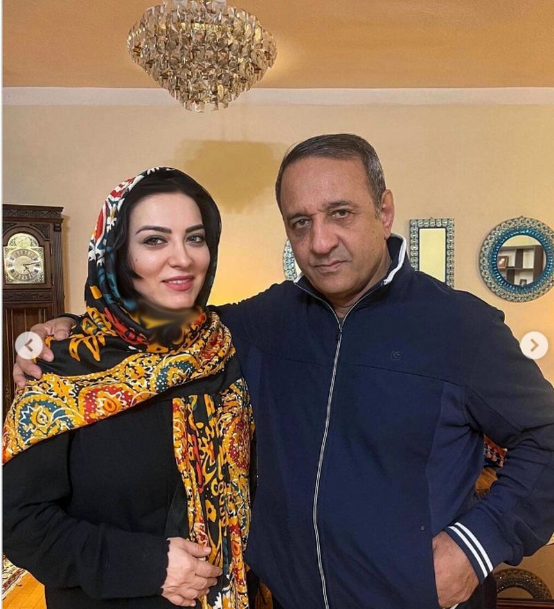  علی اوسیوند و همسرش 