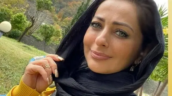 تفریحات نفیسه روشن و مادرش در خارج از کشور+ عکس