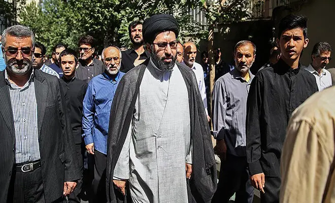 فضائلی : حجت الاسلام سید میثم خامنه ای در سلامت کامل هستند 