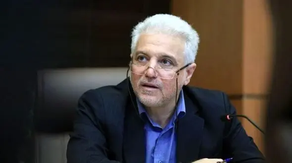 تاپایان سال  ۴ میلیون دز واکسن کرونا وارد کشور می شود / رئیس سازمان غذا و دارو خبر داد
