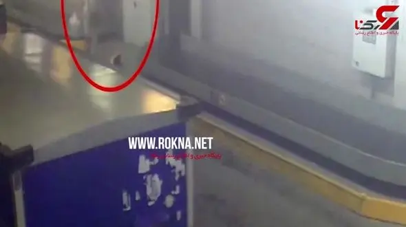 حرکت عجیب یک مسافر در فرودگاه روسیه برای معطل نشدن + فیلم