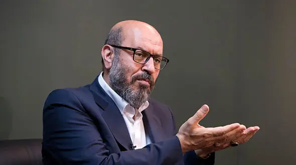 مشکلی دارد یک نظامی در انتخابات 1400 باشد؟ + فیلم