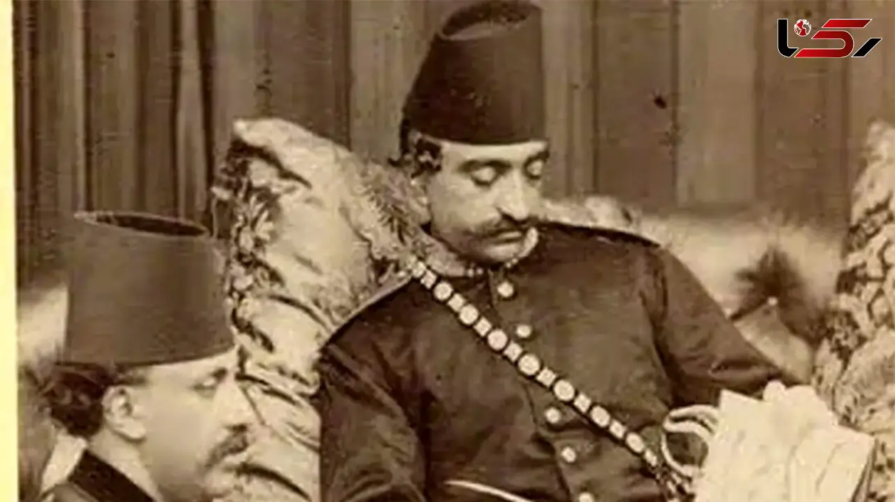 عکس /  «چتر ناصرالدین شاه لب رودخانه» و شیک ترین لباس ارتشی برای نظامیان قاجاری در کاخ و تخت جمشید