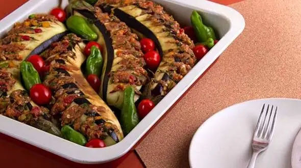 فیلم / دلمه بادمجان خانگی طعم اصیل ایرانی