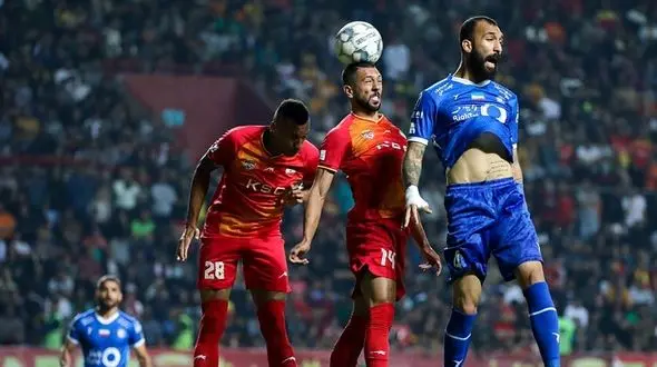 دلیل حمله مربی دروازه‌بانان فولاد به نیمکت استقلال/ غبیشاوی: هاشمی‌نسب مثل همیشه فحاشی کرد و بعد از دید خارج شد! + فیلم درگیری