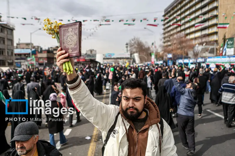 حضور مردم ایران در راهپیماتیی 22 بهمن 1404