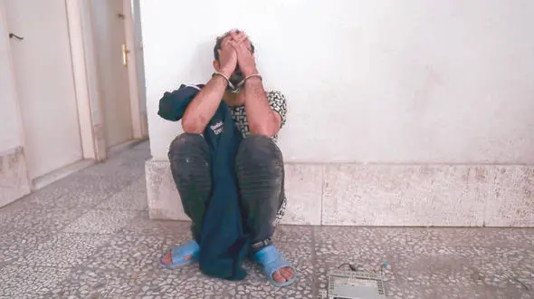 اشک های تبهکار تهرانی در سایه ازدواج پدر