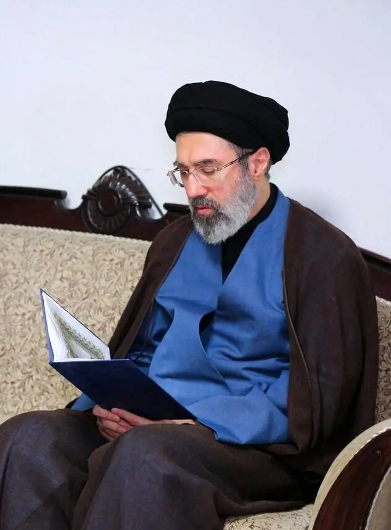 عکس هایی از حضرت آیت‌ الله سیدمجتبی حسینی خامنه‌ ای رهبر انقلاب اسلامی