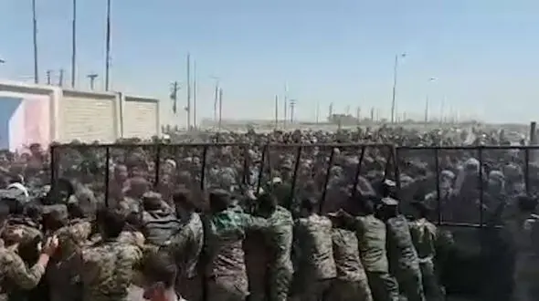 زخمی شدن 40 زائر زن و مرد در مرز شلمچه + فیلم