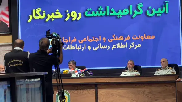 واکنش سردار رادان فرمانده انتظامی کل کشور به برخورد ماموران طرح نور با دو دختر نوجوان + فیلم