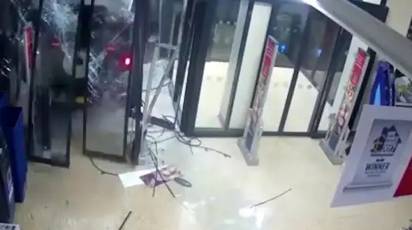 این دزدان آش را با جاش بردند! + فیلم جالب