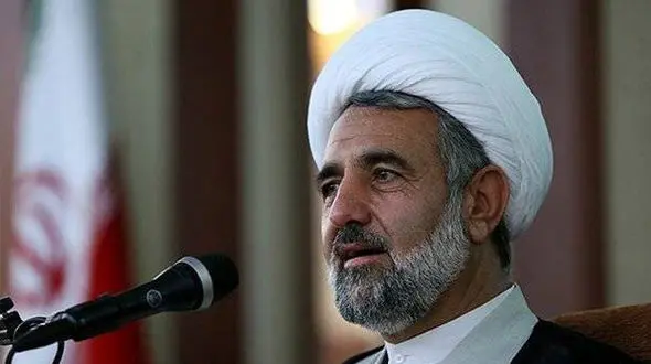 بستری شدن یک نماینده مجلس در بیمارستان به علت حمله عصبی