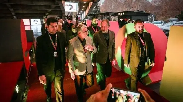 فریدزاده: معضل جدی مکان جشنواره‌ها/ درباره «قاتل وحشی» بعدا حرف می‌زنم