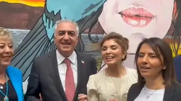 فیلم رقص شرم آور یاسمین پهلوی در اسرائیل /  همسر رضا پهلوی مجلس گرم کن شد !