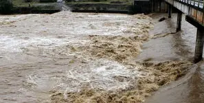 زنگ خطر سیلاب در سرزمین تشنه ایران/ سامانه بارشی رکورد زد، مدیریت مثل همیشه جا ماند!