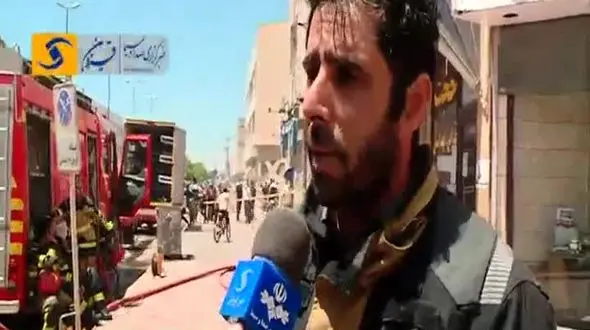 آتش سوزی کارگاه خشکبار در قزوین + فیلم 