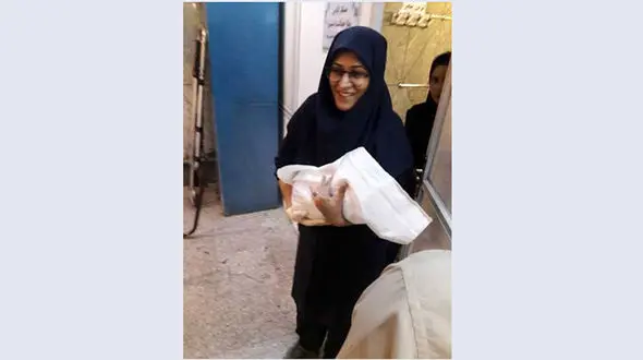 عجیب ترین اتفاق در متروی ایستگاه دولت / گریه های نوزاد همه را شوکه کرد ! + عکس