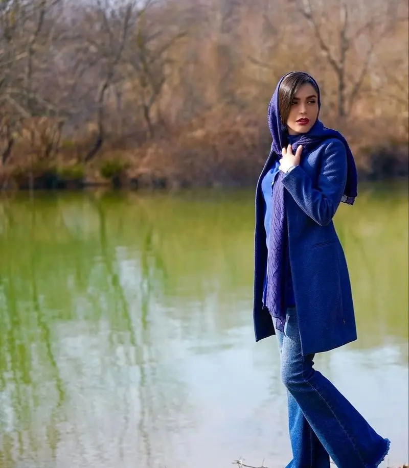  آزاده زارعی