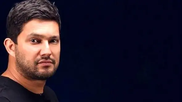 فیلم/تقلید صدای حامد بهداد توسط بازیگر معروف/ از خود حامد که بهدادتره