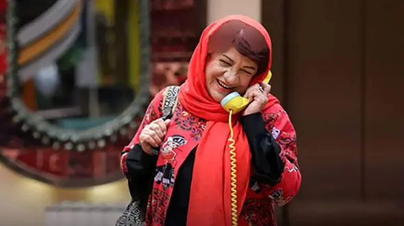 عکس ها/ چیدمان منزل شاهانه و مجلل ناهید مسلمی/ از مبلمان مدرن و میز سلطنتی تا تابلو دیواری هنری و گل و گیاه آپارتمانی