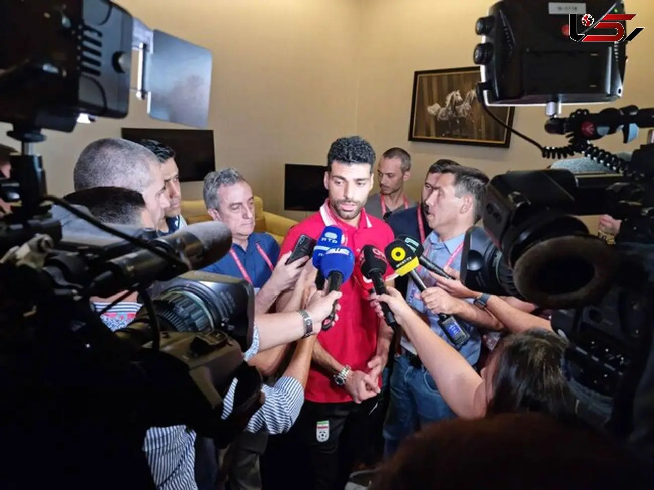 طارمی: VAR ثابت کرد تمارض نمی‌کنم / من بهترم یا هری کین ؟ نمی‌دانم !