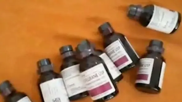 اعترافات مردانی که داروی مرگ به بیماران می فروختند /گفتگو با کفتارهای دارویی 