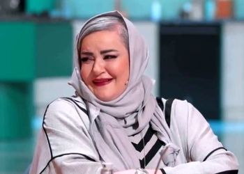 پیشنهاد بیشرمانه نعیمه نظام دوست به جواد خیابانی مجریِ باشخصیت کشورمان: از اصرار به بغل کردن تا صمیمیت بیجا...