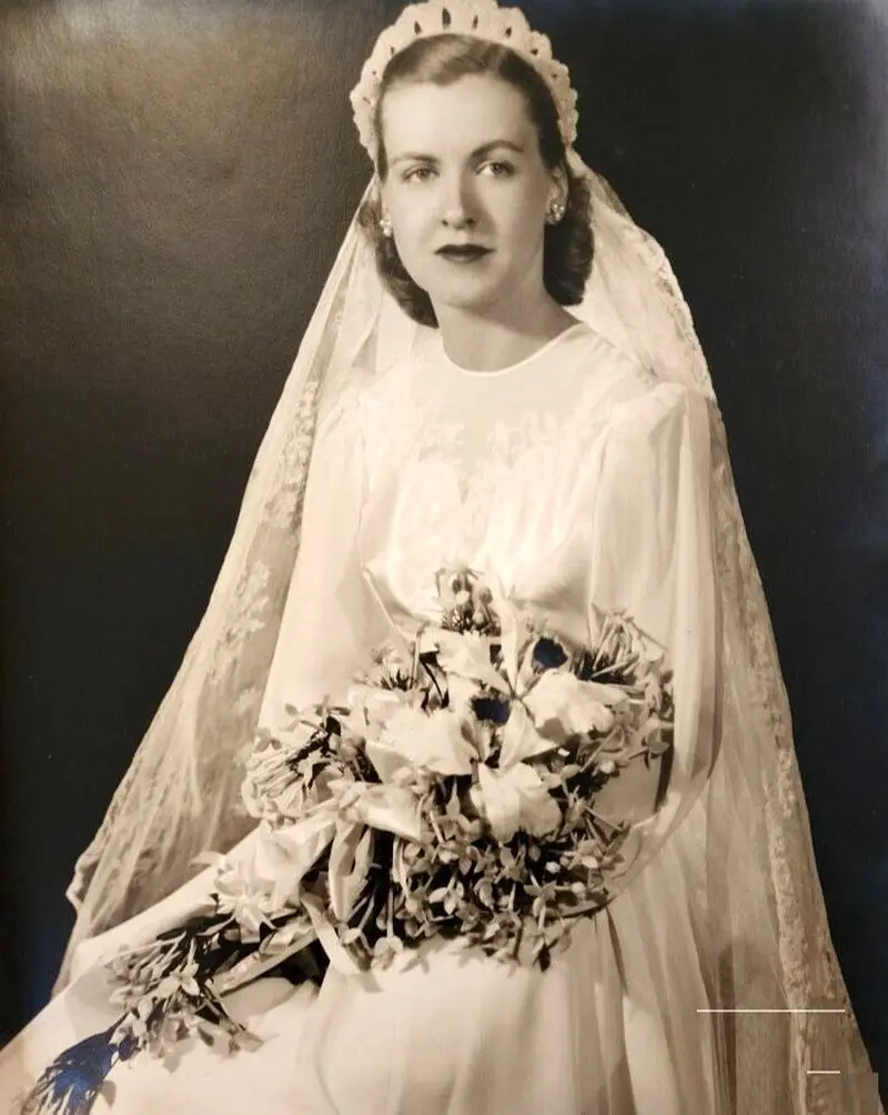 لباس عروس قدیمی