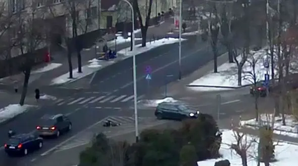 نجات زن جوان از تصادف مرگبار/ راننده مست متواری شد+فیلم