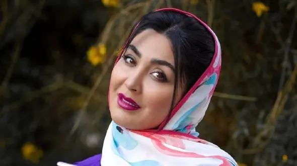 نگاهی به استایل ساحلی و گل گلی مریم معصومی در دبی / با ویو برج خلیفه عکس های لاکچری میگیرد!