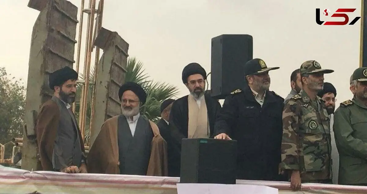  تصویر  رهبر انقلاب، سید مجتبی خامنه‌ای در سر پل ذهاب