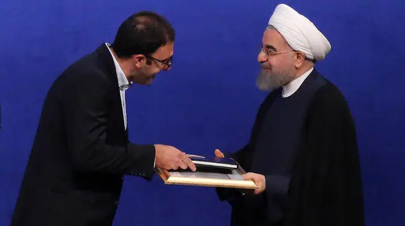 روحانی: چرا ناسزاگویی را انقلابیگری می‌دانیم؟ + فیلم و عکس