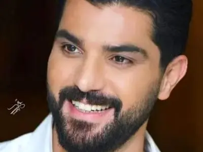 فیلم / سینا مهراد، مجری بازیگر برنامه کاپیتان : قصد ازدواج با هیچ دختری رو ندارم ! /  مامانم خیلی اصرار داره ازدواج کنم  اما من آمادگی ندارم 