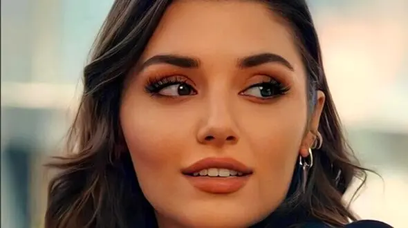 زیبایی شوکه کننده هانده ارچل در ایران / حجاب دیدنی و زیبایی خیره کننده!