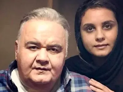 فیلم / اکبر عبدی : دخترم المیرا 9 سالش بود توی مکه طلافروش عرب  گفت دخترتو بده به من  ... هموزن دخترت بهت طلا میدم ... بهم برخورد ... بهش گفتم ...